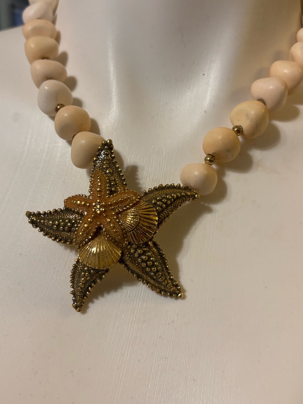 Metal Starfish Vintage Necklace Natural Beaded Star Pendant Necklace Cream Gold - Picture 5 of 7
